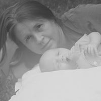 Stephanie Albright Photo 16