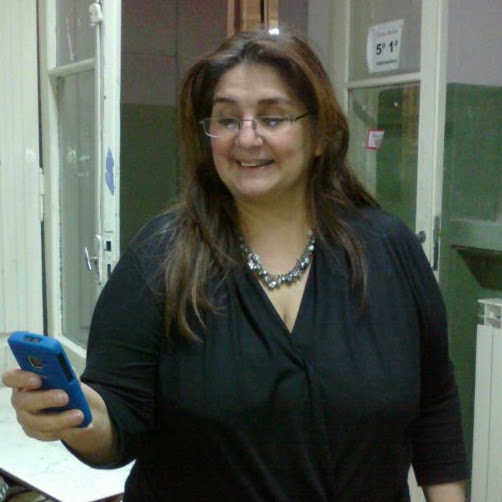 Ana Fuentes Photo 38
