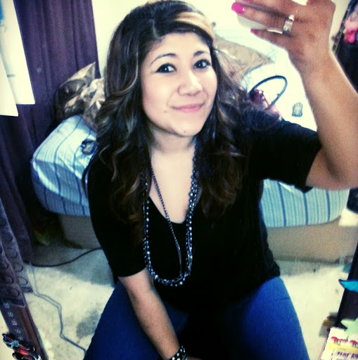 Angie Montano Photo 5