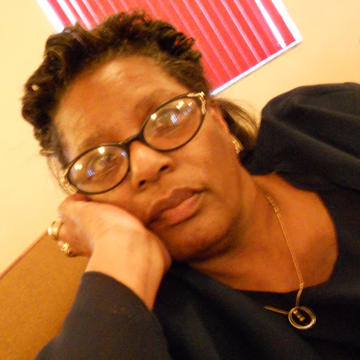 Geraldine Alexander Photo 9