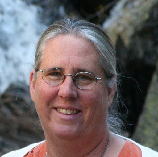 Lisa Harrison Photo 12