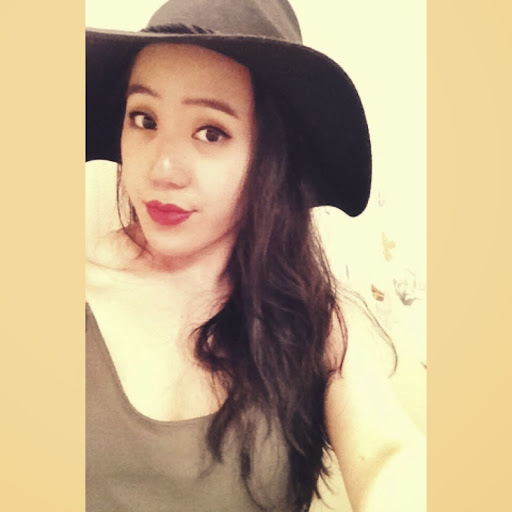 Julia Lin Photo 4