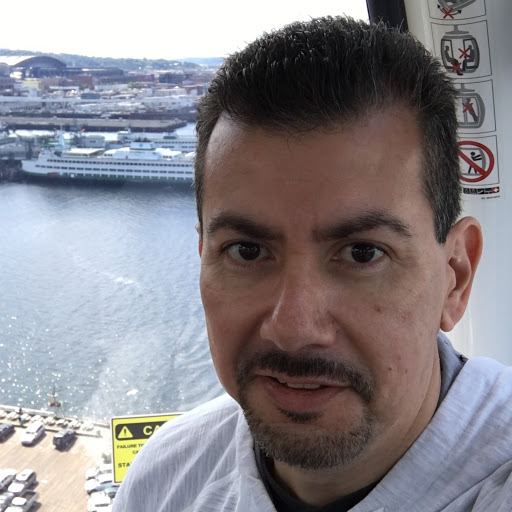 Armando Rodriguez Photo 28