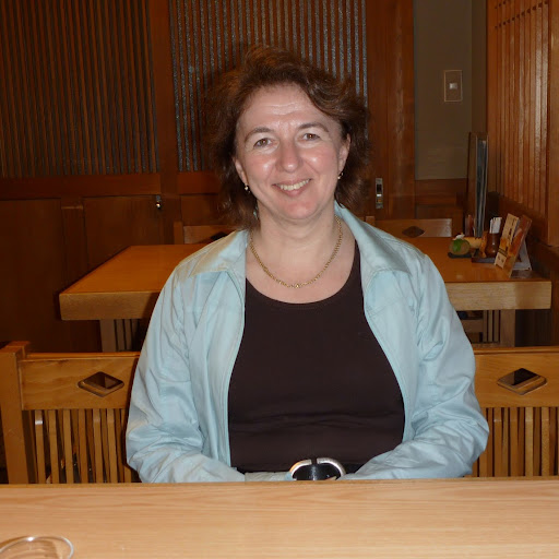 Carol Rowe Photo 41