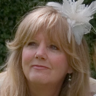 Vivian Smith Photo 9