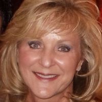 Vicki Martin Photo 39