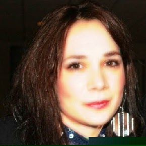 Janice Gomes Photo 25