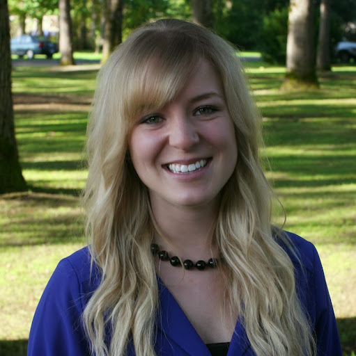 Stephanie Campbell Photo 29