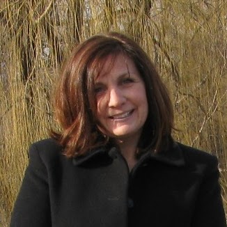 Janet Cummings Photo 37