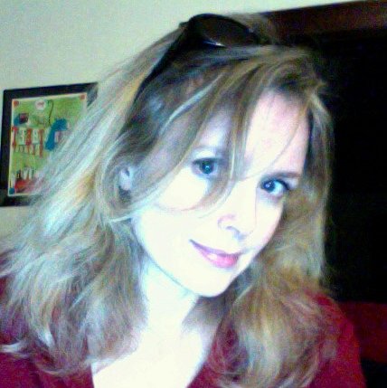 Elizabeth Keating Photo 14