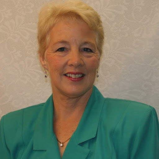 Paula Conrad Photo 9