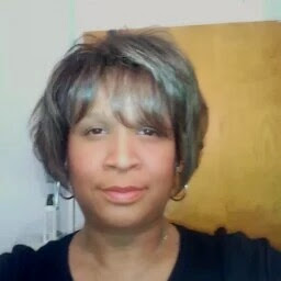 Tracie Warren Photo 25