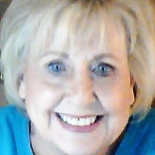 Cynthia Sweeney Photo 32
