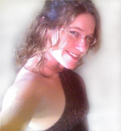 Julie Weaver Photo 20