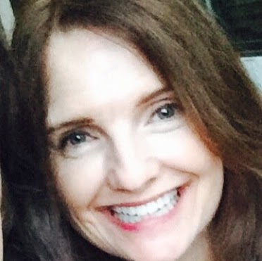 Shelley Sweeney Photo 24