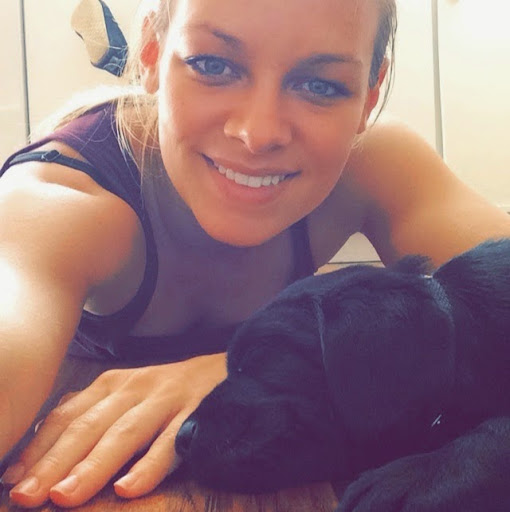 Erica Everett Photo 18