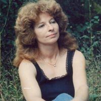 Janet Holbrook Photo 3