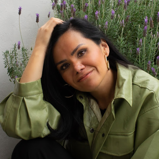 Paola Gonzalez Photo 25