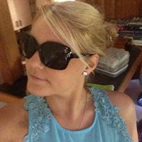 Stephanie Ritchie Photo 29
