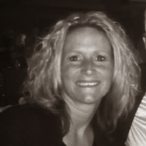 Debbie Goodwin Photo 12