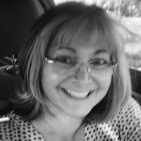 Lorraine Walsh Photo 17