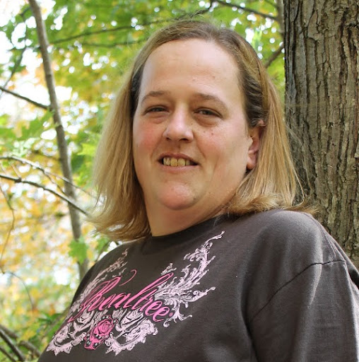 Amy Riggs Photo 26