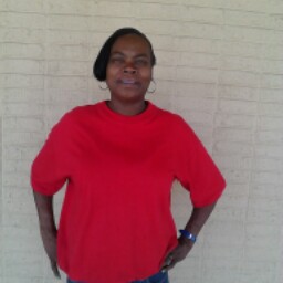 Catherine Holmes Photo 11