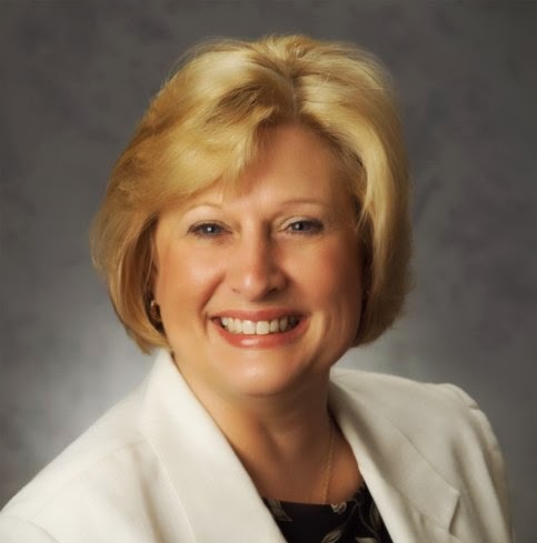 Pamela Worthington Photo 8