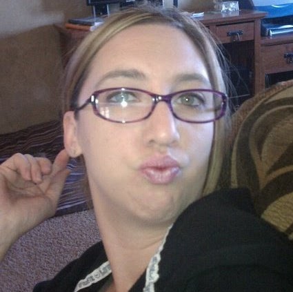 Heidi Martin Photo 9