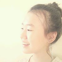 Julia Hwang Photo 14