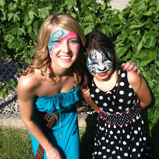 Rebecca Schultz Photo 7