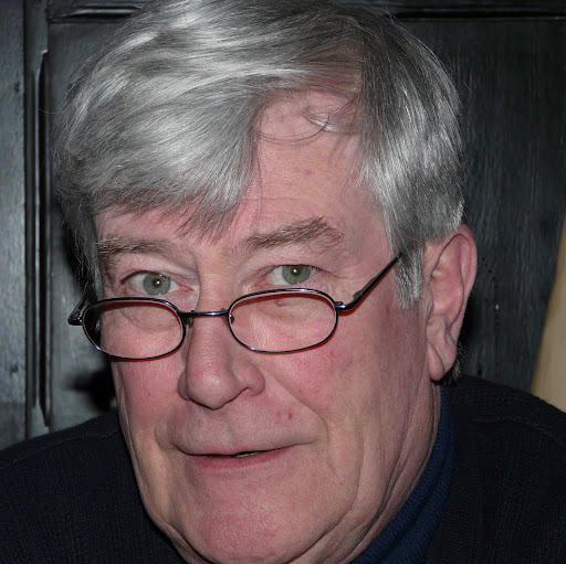 Richard Grey Photo 14