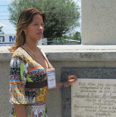 Liliana Rodriguez Photo 4