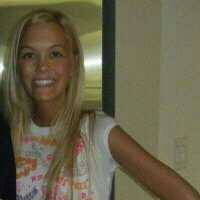 Kristen Long Photo 7