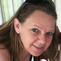 Angela Robertson Photo 45