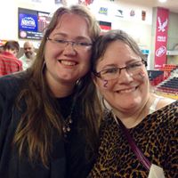 Suzan Miller Photo 24