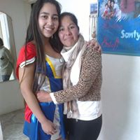 Elizabeth Reynaga Photo 16