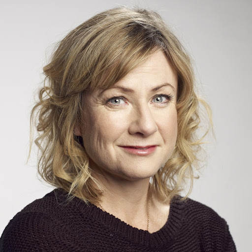 Lucy Dunn Photo 21