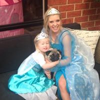 Amy Handley Photo 9