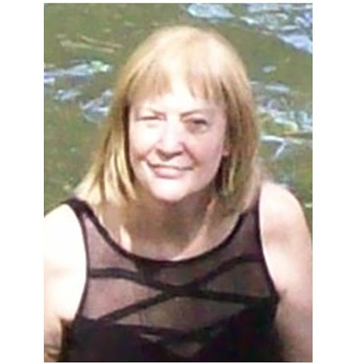 Claudia Mitchell Photo 16