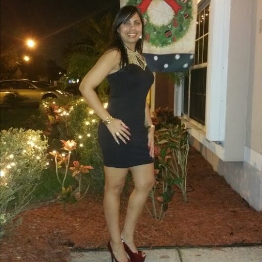 Sandra Valdez Photo 18