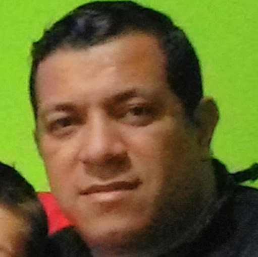 Richard Velasquez Photo 27