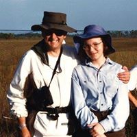 Stephanie Lyon Photo 22