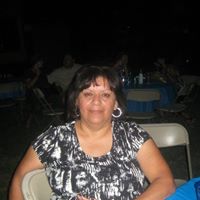 Sarah Navarro Photo 16