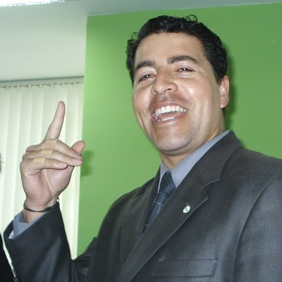Manuel Torres Photo 8
