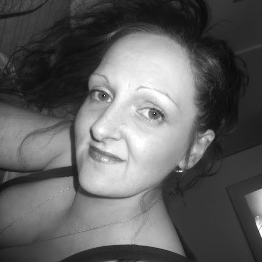 Tracie Lewis Photo 18