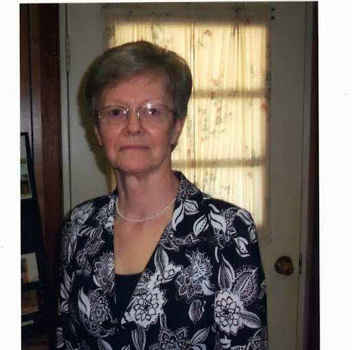 Janet Davis Photo 8