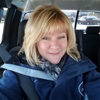 Julie Boothe Photo 14