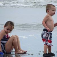 Angie Welch Photo 18