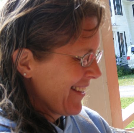 Meg Kerr Photo 28
